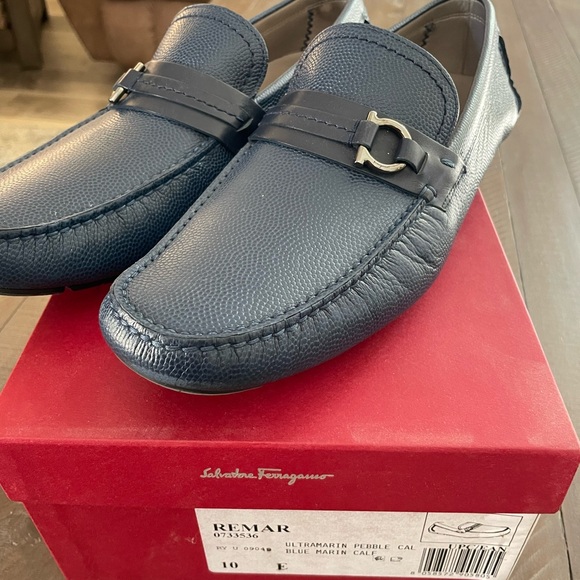 Amazing Ferragamo Ultramarine Blue Drivers! - Picture 2 of 13